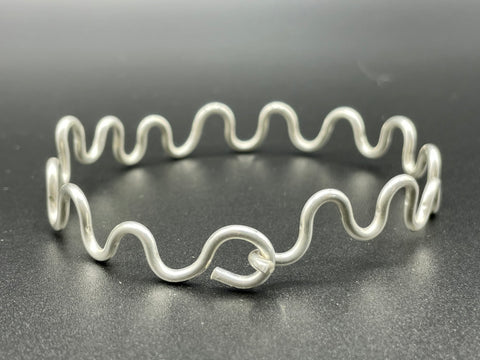 The Wiggly Wonky Bangle